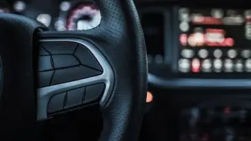 Purchasing a good steering wheel cover can last longer and drive comfortably