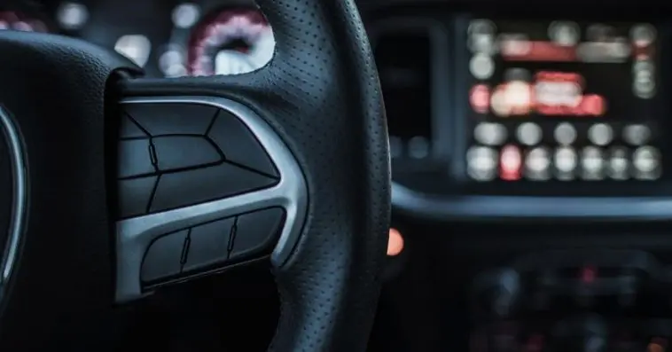 Purchasing a good steering wheel cover can last longer and drive comfortably