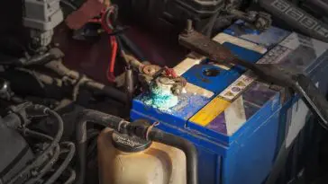 Cleaning battery connections on my car with the easy methods