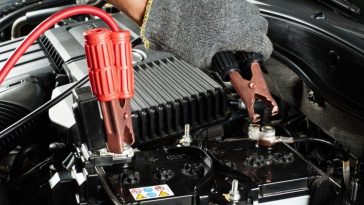 Having a right jump starter can revive your dead car battery