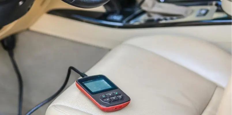 Knowing the right knowledge of using an obd2 scanner can read obd2 code