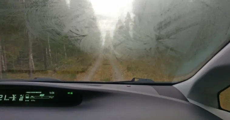 Defogging your windshield using a simple method and drive better with a clear vision