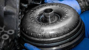Knowing how to tell if your torque converter is going bad can avoid causing the faulty transmission