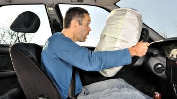 Airbag came our, but I wonder if I can still drive or not