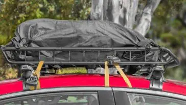 Choosing a reliable roof luggage bag can last longer and easier to carry than a roof box