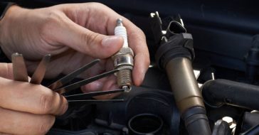 How To Gap Spark Plugs With Or Without A Tool | Car Proer