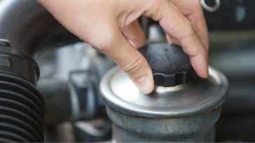 Finding where my power sterring is and check the fluid level at home garage