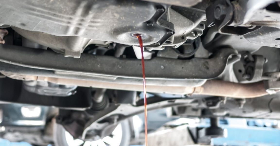 What Are The Symptoms Of Low Transmission Fluid? Car Proper