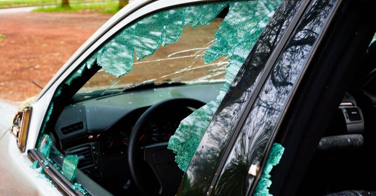 How To Break A Car Window Quietly 9 Ways To Break Galsses