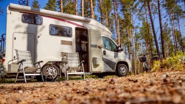 Knowing what type of vehicle can have a group 27 deep cycle battery