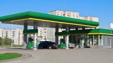 Finding the top gasoline stations that serve your vehicle