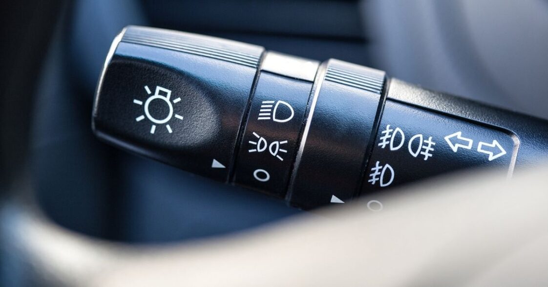 Low Beam Vs High Beam Symbol When To Use These Headlights