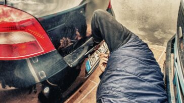 Are all license plate screws the same size? Learn from my guide