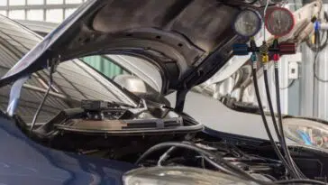 What will happens if you put too much freon in a car?