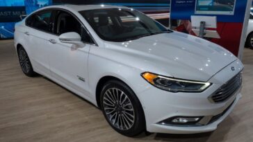 ford fusion model reviews