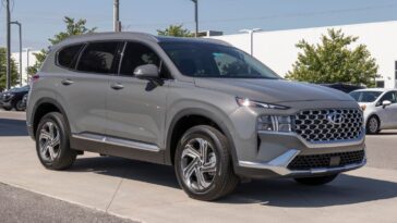 Tell us what to look for when buying a good used Hyundai Santa Fe