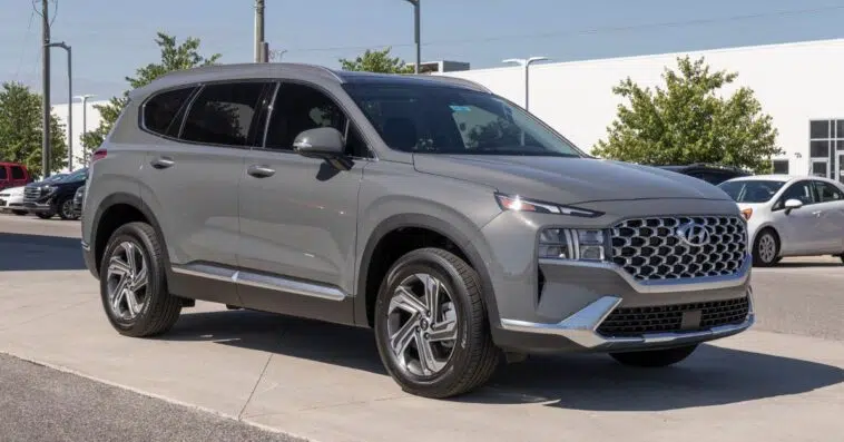 Tell us what to look for when buying a good used Hyundai Santa Fe