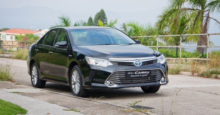 Why Toyota Camry is the best vehicle to drive? Let's find out why