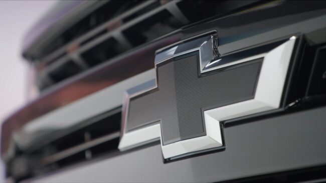 Rollercoaster Ride of Excellence and Errors on chevy silverado