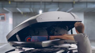 Rooftop cargo carriers